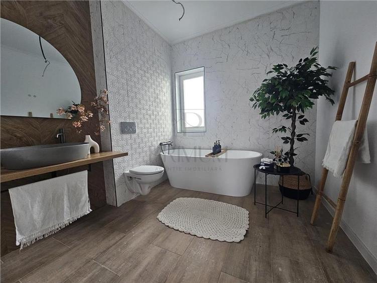 Duplex individual - bucatarie inchisa - dormitor la parter - teren 350 mp