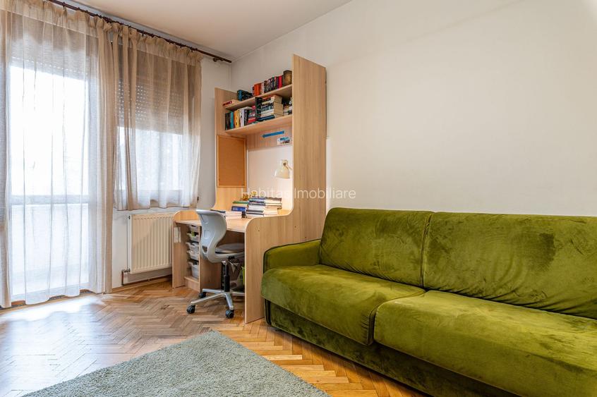 Vilă 4 familii | Apartament + mansardă | Curte 98 mp - 35