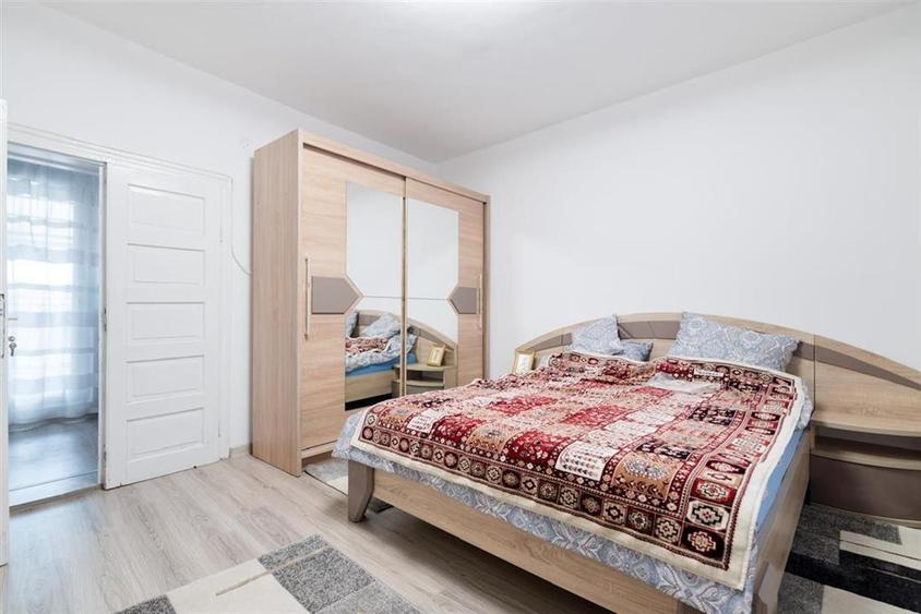 RECO Casa cu 4 camere la 5 minute de centru (Olosig) -Oradea-curte si acces aut