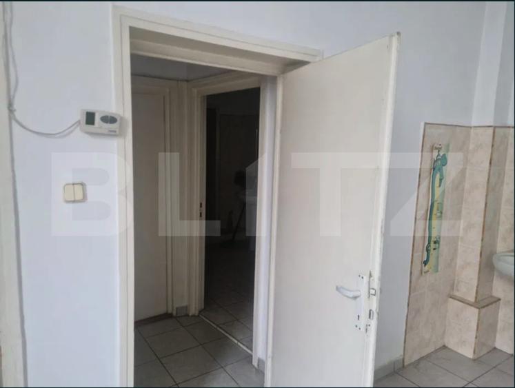 Spațiu cabinet medical, 35 mp, zona centrală