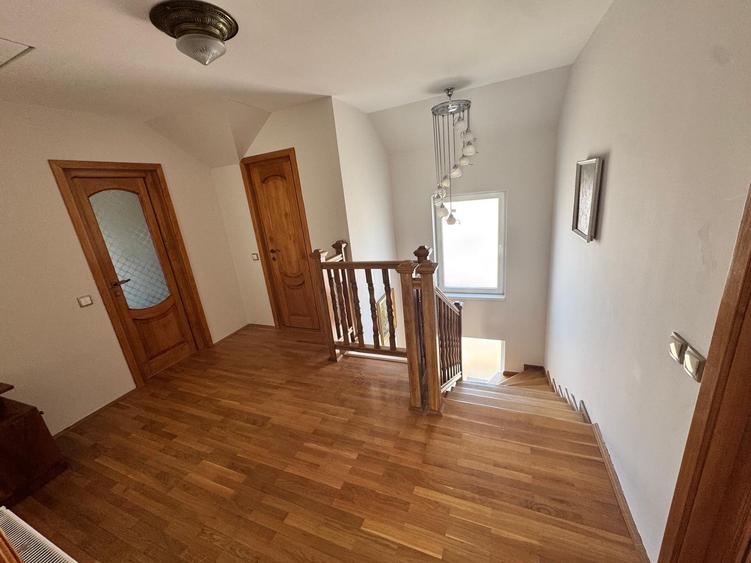 Casa cu garaj de închiriat, Manastur, Campului