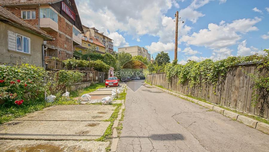 Casă cu potențial în Centrul Civic Brașov | 4 camere - 20