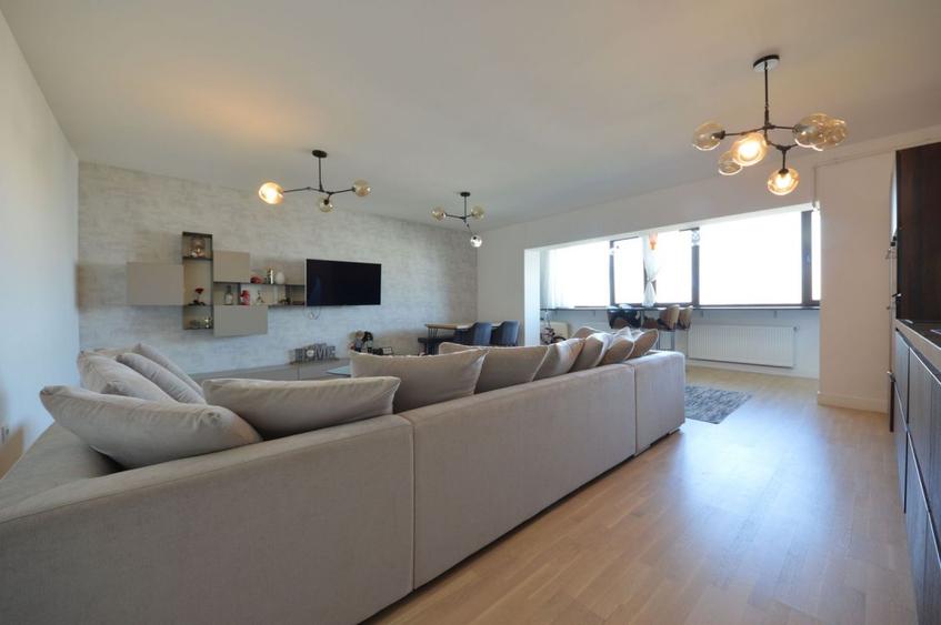 Apartament 3 camere, bloc nou, parcare