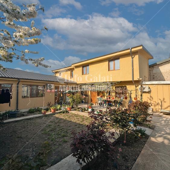 | Casa Renovata | Curte 273 mp | Str. Miron Costin, Galati |
