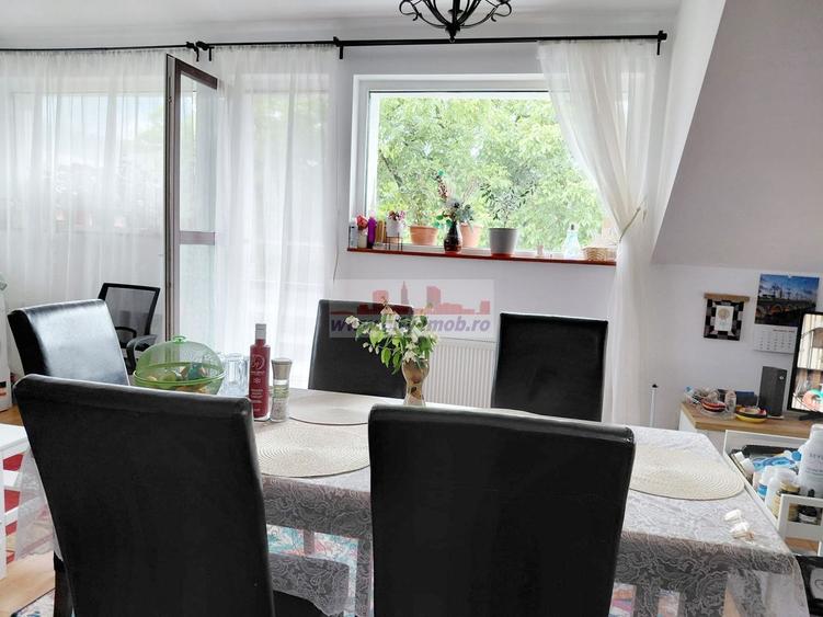 Vanzare apartament doua camere Busteni