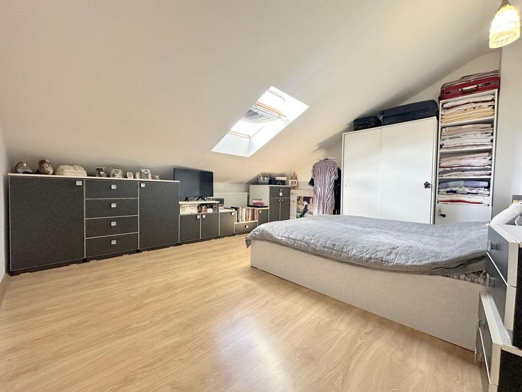 Mai mult decât un apartament - spațiu, intimitate și terasă