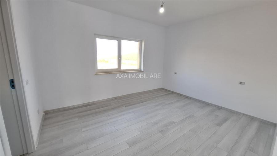 Intabulata!Casa Valea Lupului,4 camere,2 BAI,Canalizare,Teren 480 mp - 13