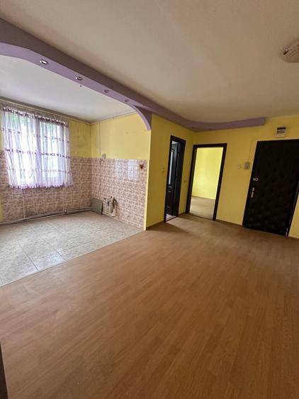 APARTAMENT 2 CAMERE - ROMAN