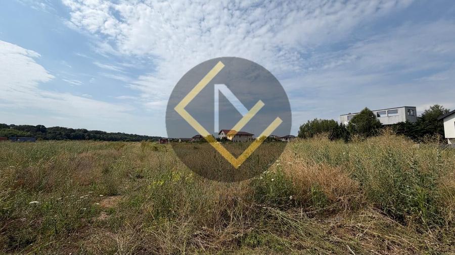 OTOPENI - Prel. 23 August - Vanzare Teren !