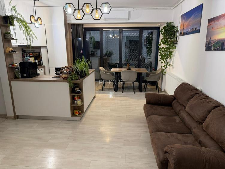 Gherghitei, vedere lac, 2020, 2 bai, mobilat/utilat/finisat MODERN, STB, parc - 2