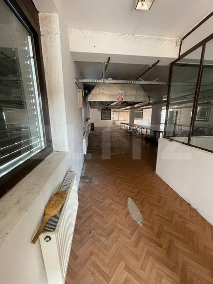 Casa cu 5 incaperi, 580mp, zona Carpati 1