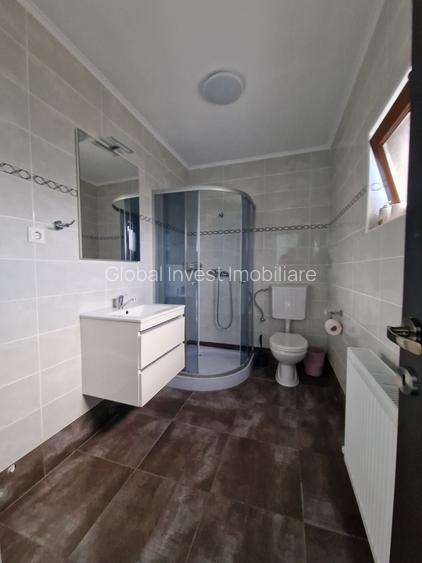 Mamaia Sat - Casa 5 camere, 3 gr sanitare, mobilata-utilata, termen lung - 26