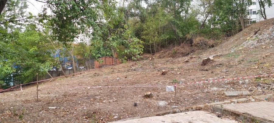 Teren de vanzare 1030mp Pitesti Central Piata Smardan La Felinare
