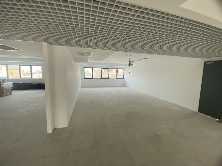 Birou modern 270 mp - Zona Dacia