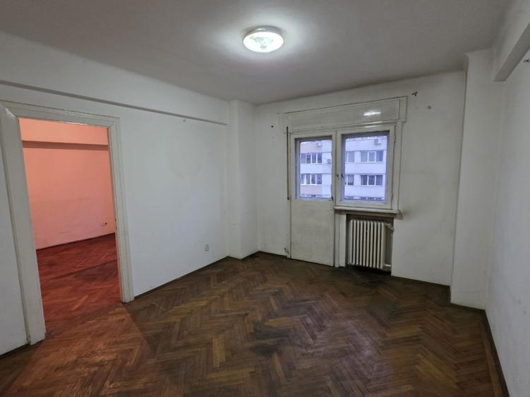 Apartament spatios 4 Camere langa Metrou Gara de Nord