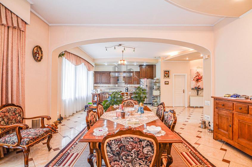 Casa Individuala cu 6 camere in cartier Andrei Muresanu, Cluj-Napoca