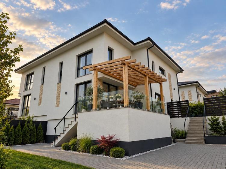 Proprietar vând duplex – Cluj-Napoca, str. Praga , 197 mp , Beci , Teren 628 mp