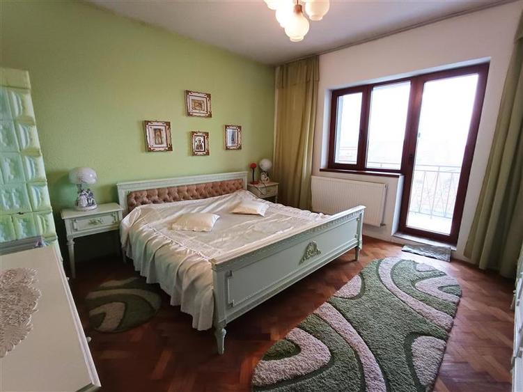 Casa cu teren 315 mp – Moldova Veche, jud. CS