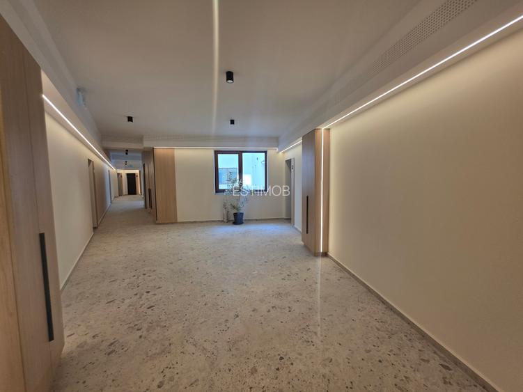 Vand apartament bloc nou 2026 cu gradina generoasa 192 mp