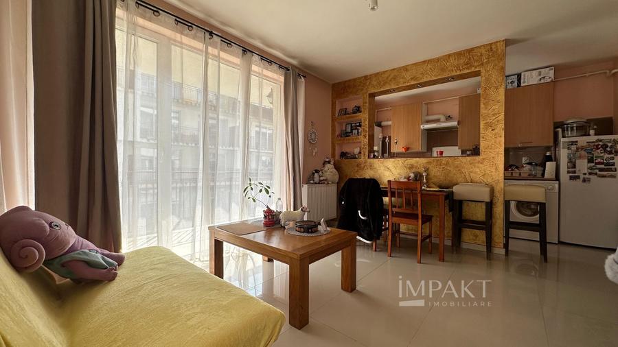 Apartament cu 3 balcoane | Etaj intermediar | Eroilor, Floresti