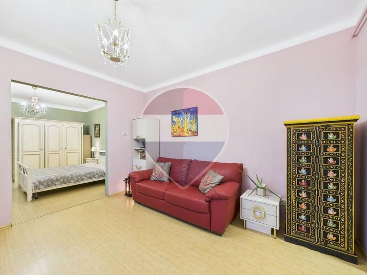 Apartament cu 2 camere de închiriat în zona Capitale