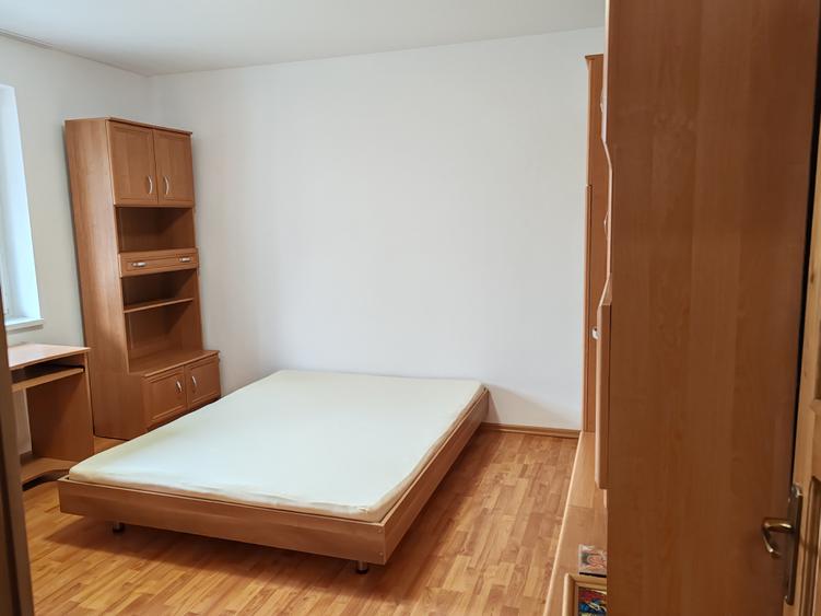 Garsoniera confort sporit, renovata zona Piata Tractorul