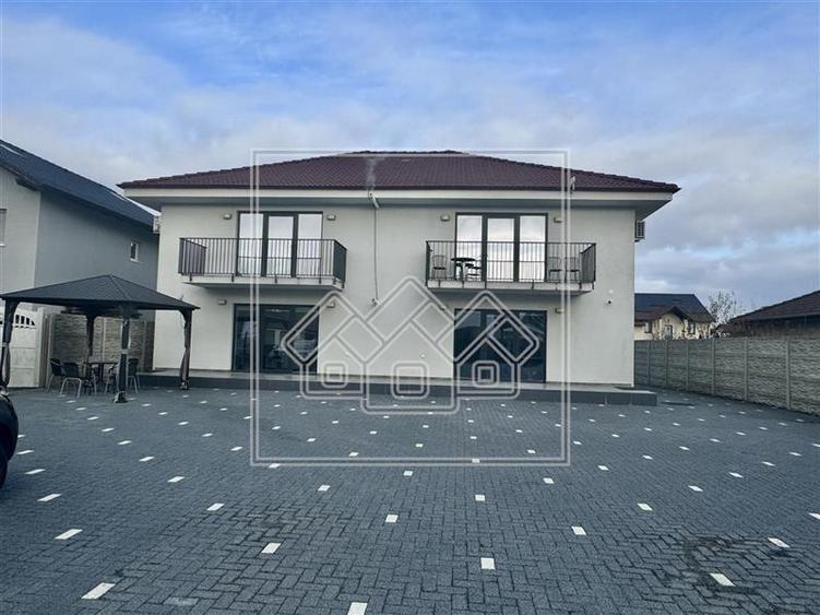 Casa individuala, apartamentata, teren 824mp, 8 cam., Padurea Dumbrava