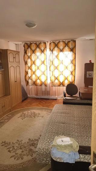 Apartament cu 3 camere, zona Manastur