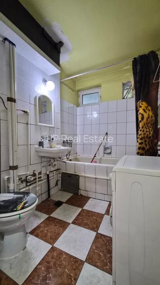 Liceul Traian /OCPI - ap 3 cam, semidecomandat, parter/4, centrala gaze - 15