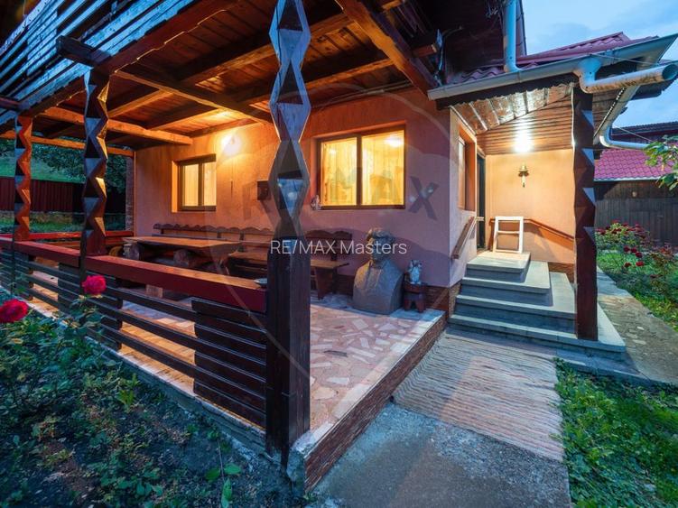 Casă / Vilă deosebită în SUCEVIȚA - 5