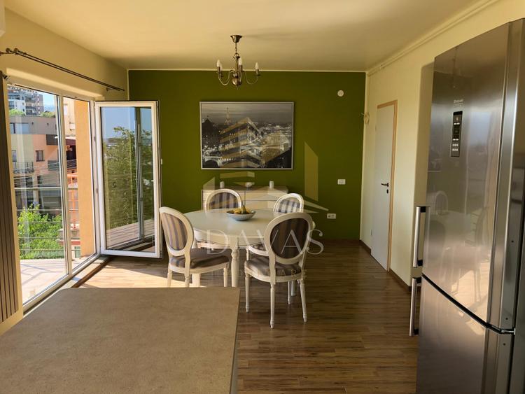 Penthouse |LUX| pe 3 nivele 210 mp garaj+ 3 locuri de parcare incluse in preț