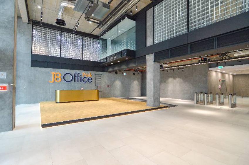 J8 Office Park cladirea A
, Presei Libere, 580 - 7398 mp 0% comision!