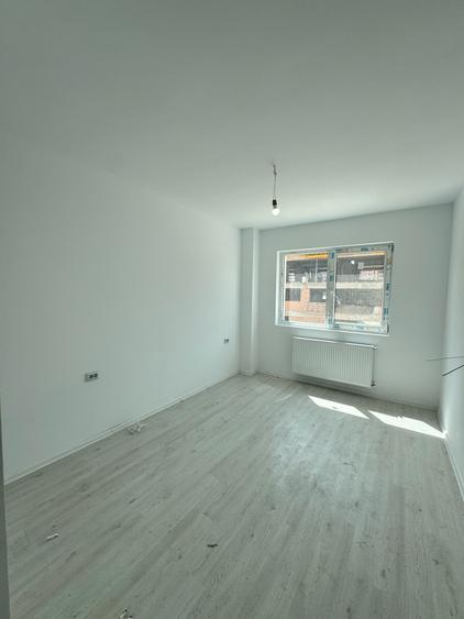 Apartament 2 camere decomandat,spatios-Comision 0%