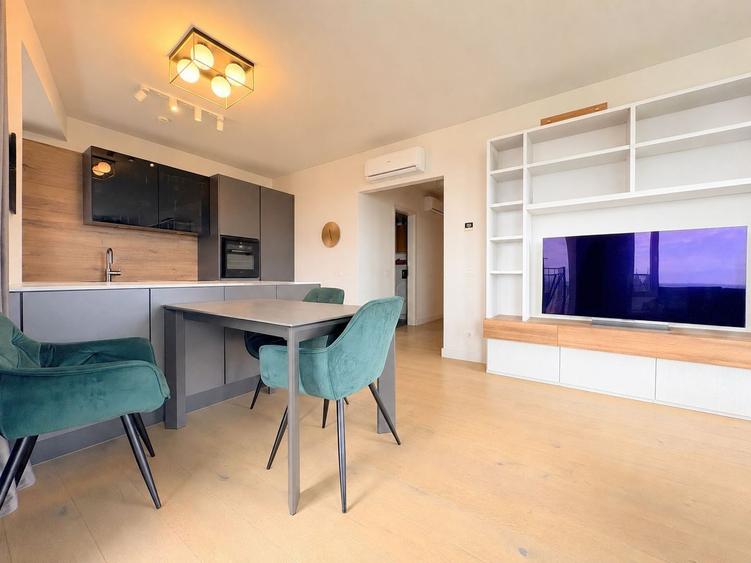 Apartament modern, luminos, cu vedere panoramică superbă asupra orașului