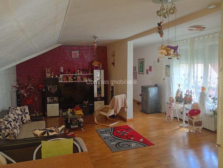 Casă cu venit din chirie, în buricul târgului – locuință + spațiu comercial - 4