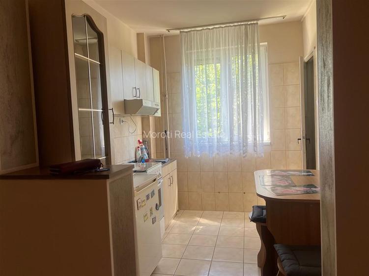 Apartament 3 camere Brad - 6