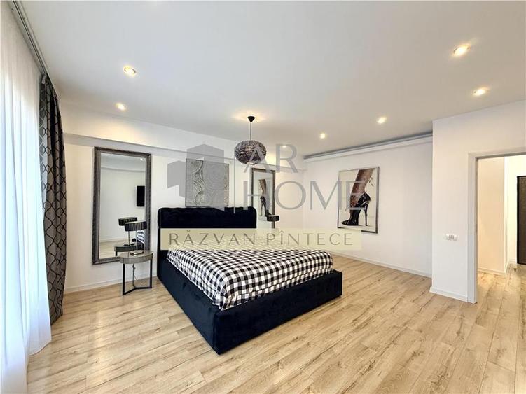 Apartament 3 camere 100 mp, de lux, ultracentral Ploiesti
