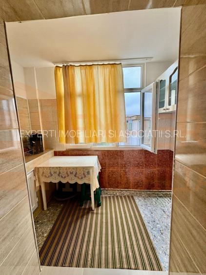 Apartament 2 camere de vanzare - Aurel Vlaicu, Constanta - 6