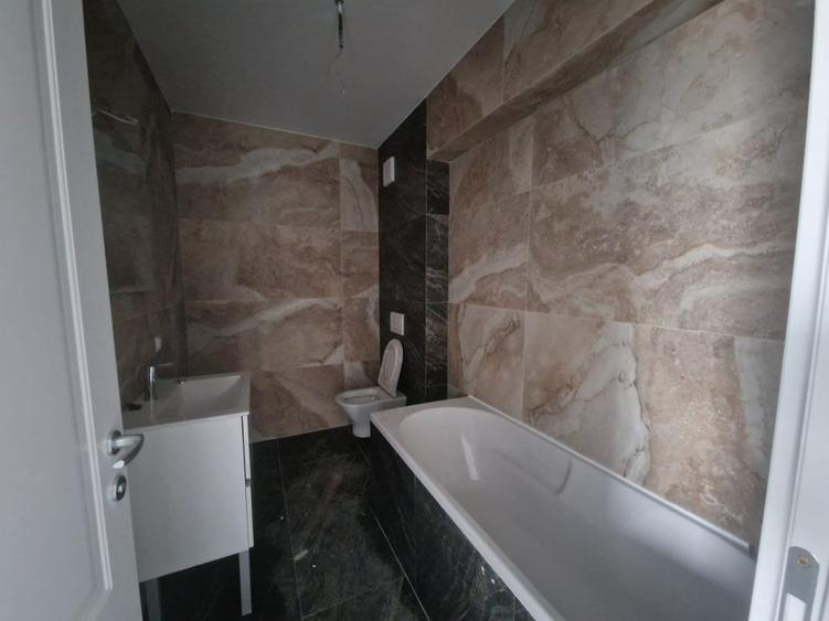 Apartament 2 camere D, Bd Poitiers - Frumoasa la 2,6 km de Palas cod:154479