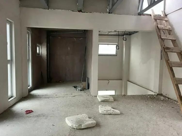 Cladire de vanzare Birouri - Comercial - Air B&B 700 m Metrou Iancului