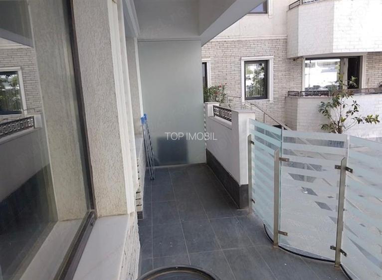 Apartament cu 2 camere  - Copou - Royal Town - 5