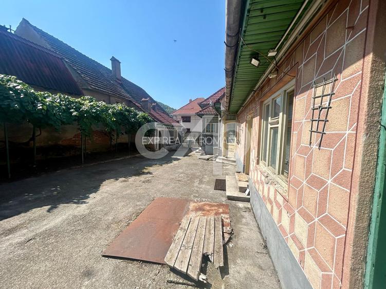Casa vanzare Brasov - Hoghiz - Cuciulata - 57.000 euro. - 3
