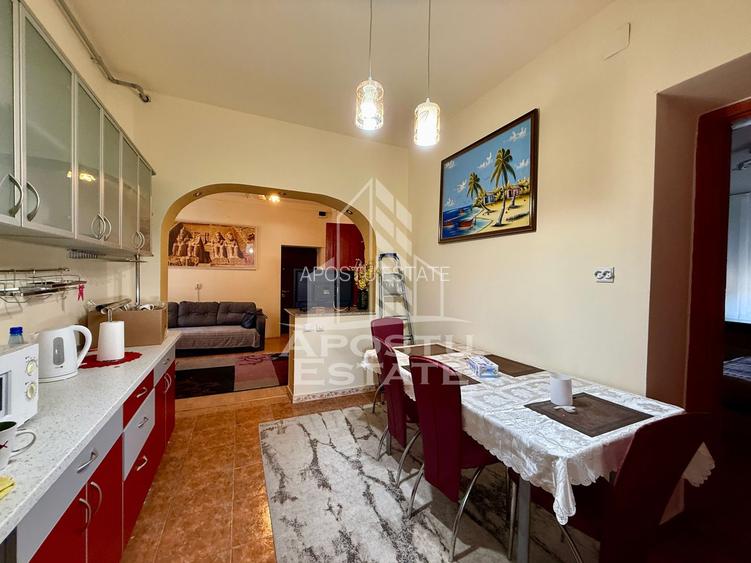 Apartament 2 camere de vanzare, parcare, centrala proprie,Take Ionescu - 12