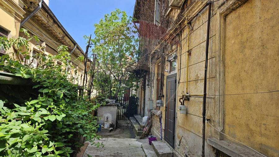 Apartament cu 2 camere într-o casă cu farmec interbelic, zona Popa Nan