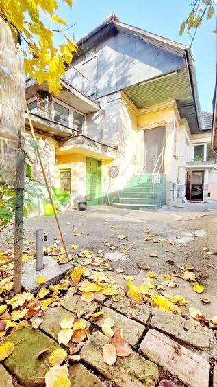 Apartament situat in vila