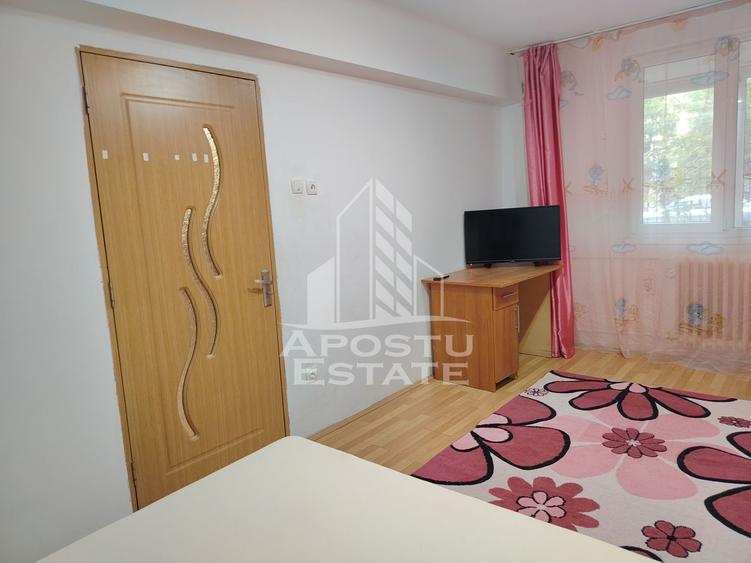Apartament cu 3 camere de închiriat - Zona Ultra Centrala Timisoara