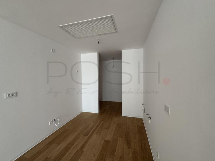 3 camere One Lake Club, cu piscină si promenadă pe lac