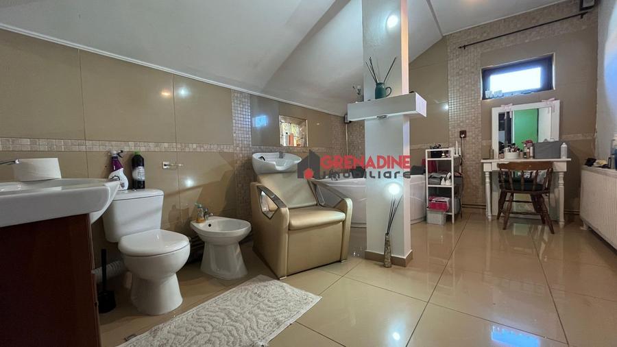Casa deosebita 4 Camere P+M - zona Sanpetru - Comision 0%