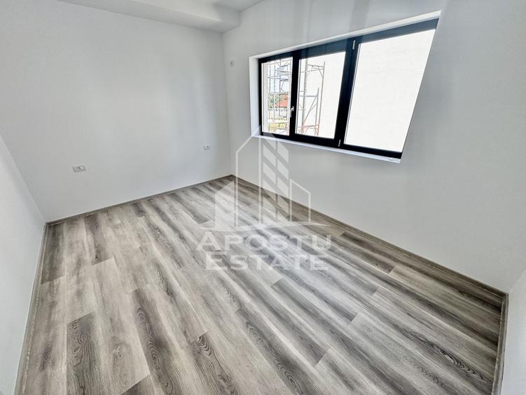Duplex cu 4 camere, 3 bai si dressing la cheie disponibil imediat