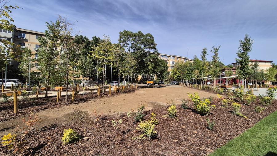 Teren intravilan 313 mp de vânzare Parcul Liniei – Sector 6 - 2